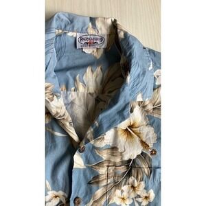 Vintage Pacific Legend Blue and White Med Hawaiian Shirt